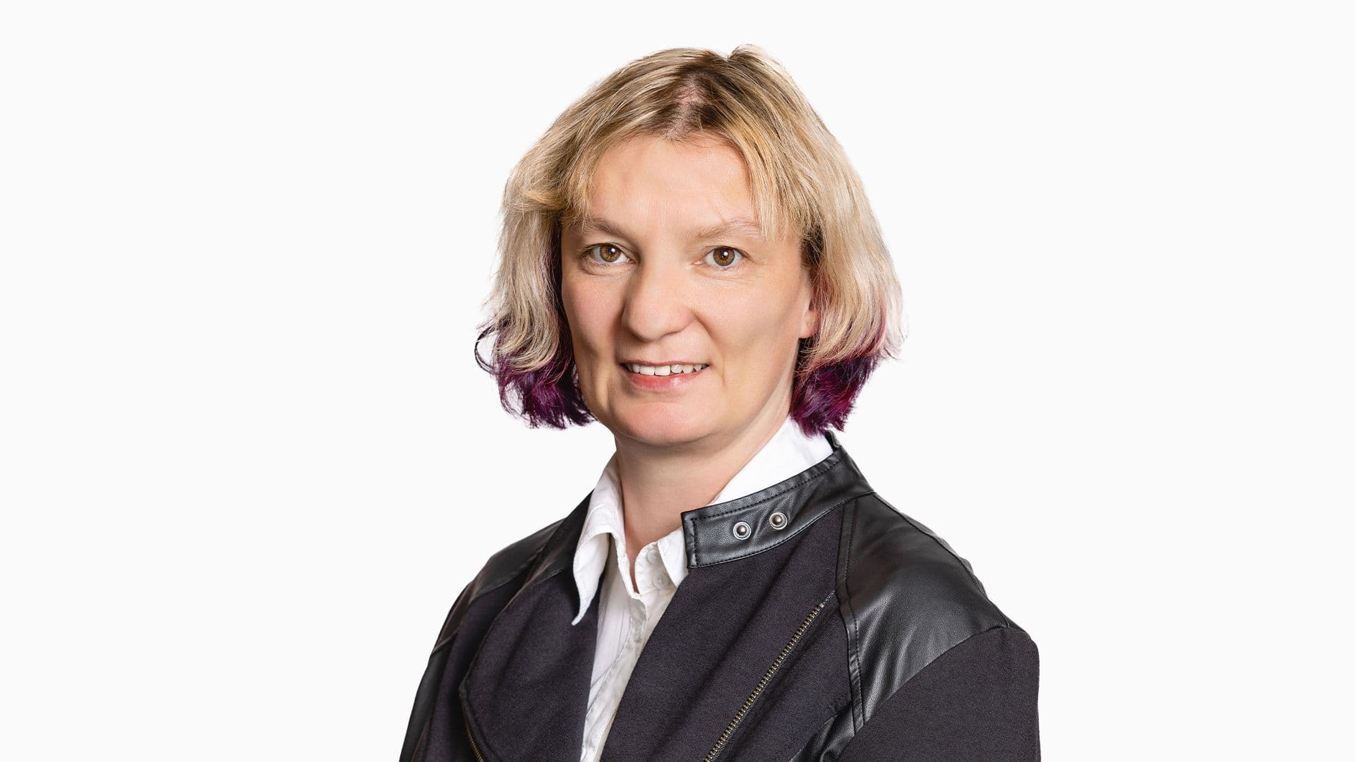 Servicemitarbeiterin - Angestellte des Bezirksleiters Isabel Stölzel