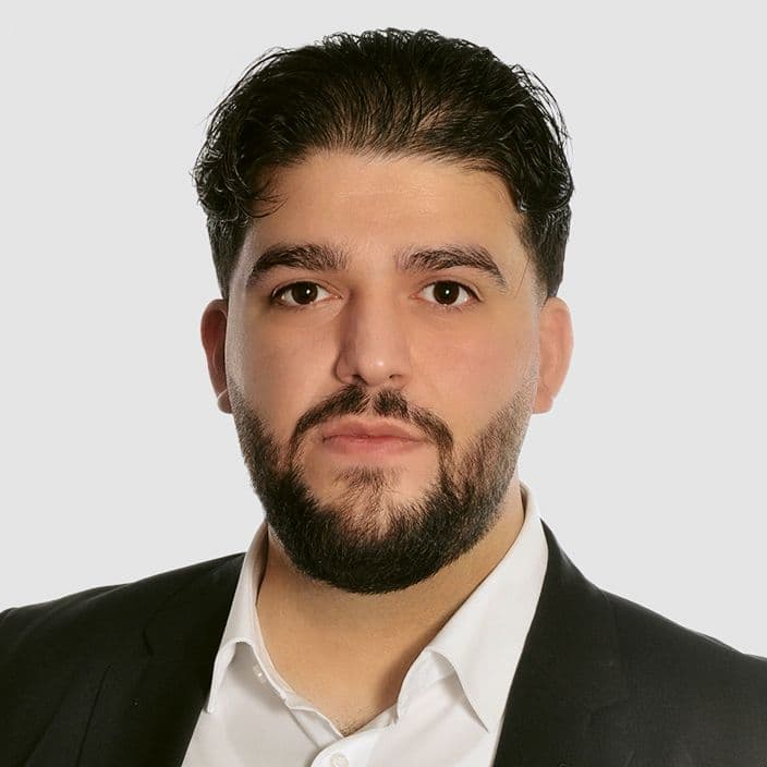 Finanzberater Hüseyin Sevda