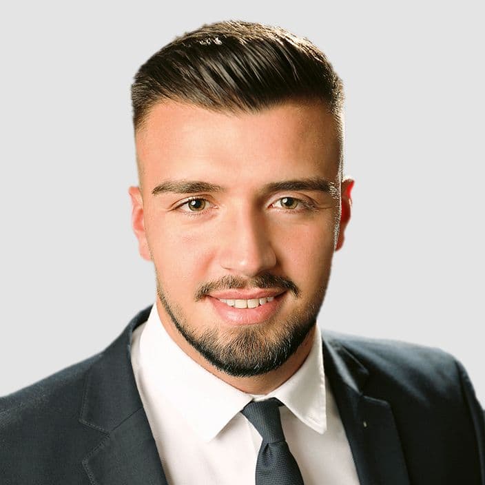 Bezirksleiter Selim Tolaj